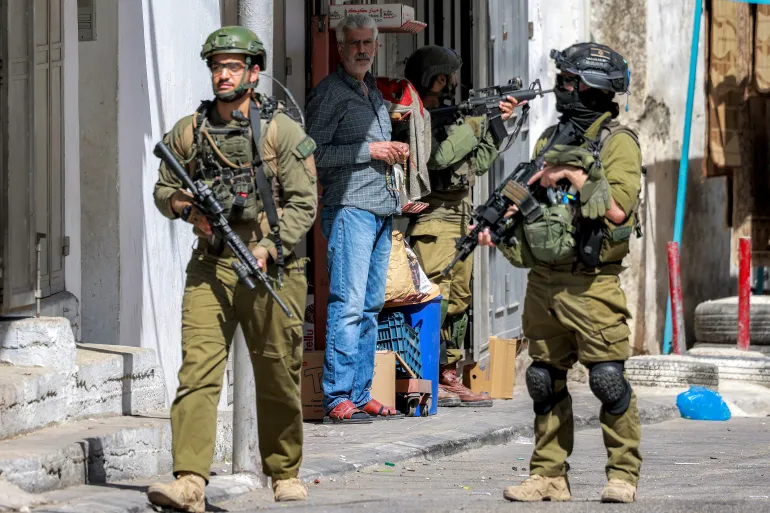 جيش الاحتلال يقتل فلسطينياً شمال الضفة الغربية