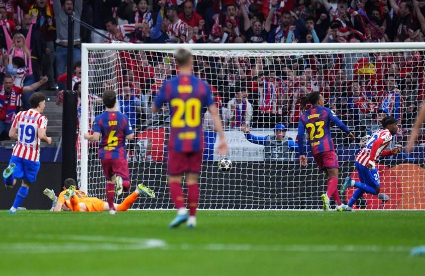 أول قرار من برشلونة بعد الإقصاء الأوروبي