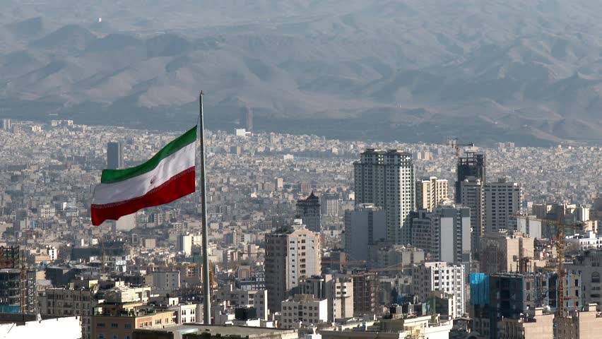 إيران تعلن تعليق صادراتها من البتروكيماويات حتى إشعار آخر