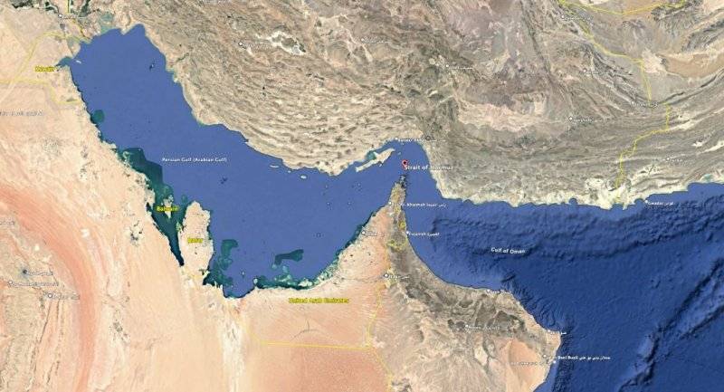 إيران تغلق مضيق هرمز وتلوّح باستهداف أي سفينة مخالفة