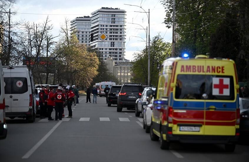 8 جرحى بينهم طفل أصيبوا جرّاء حادث إطلاق نار بحي هولوسيفسكي في كييف