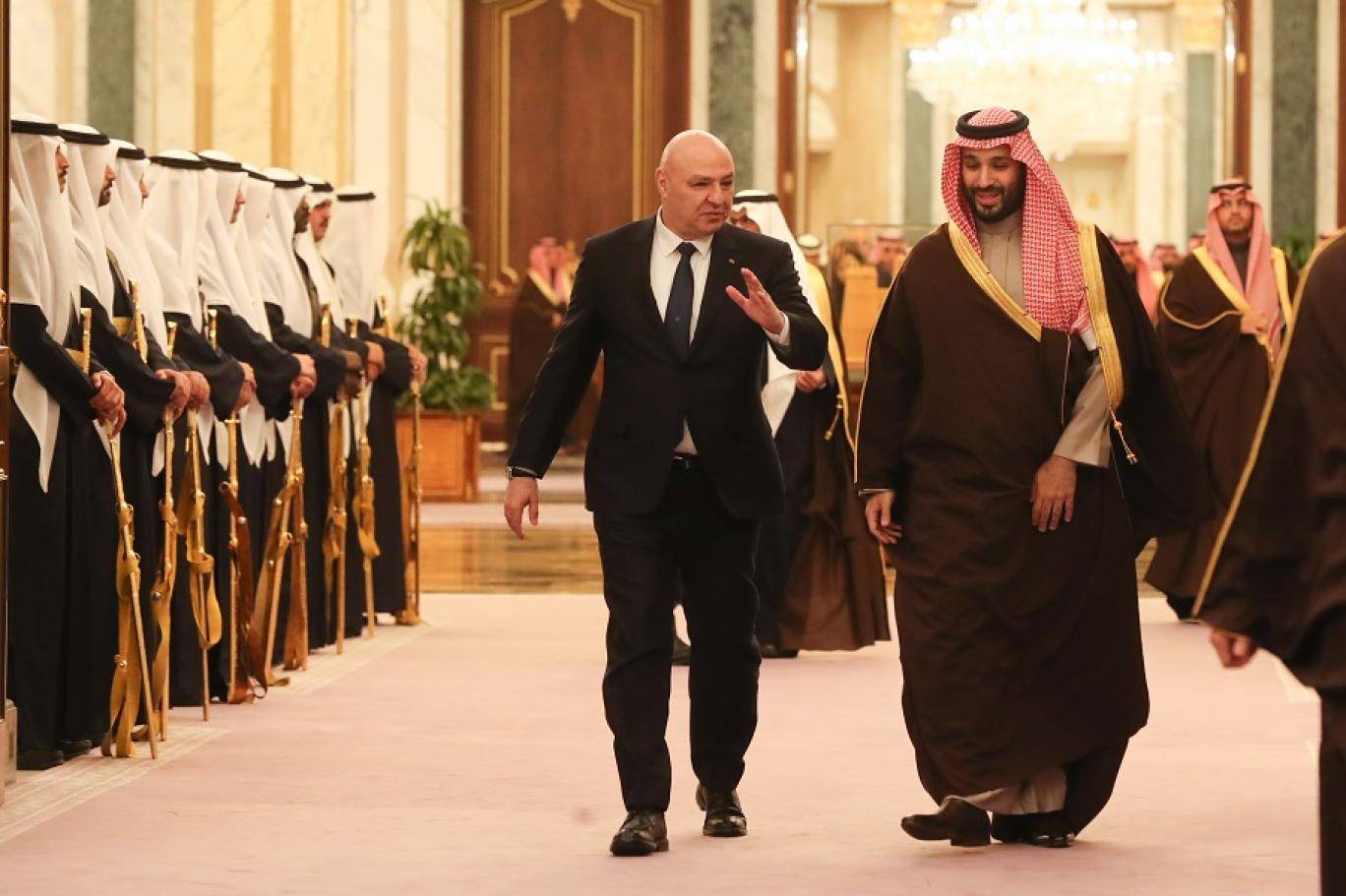 اتصال بين عون وبن سلمان: تأكيد دعم المملكة للبنان وإنهاء معاناته
