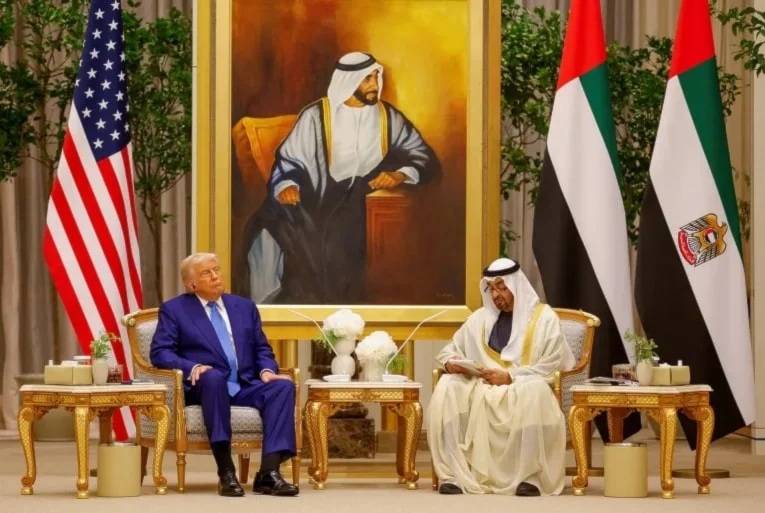 كبير مستشاري ترامب: مستعدون لدعم الإمارات مالياً إذا لزم الأمر