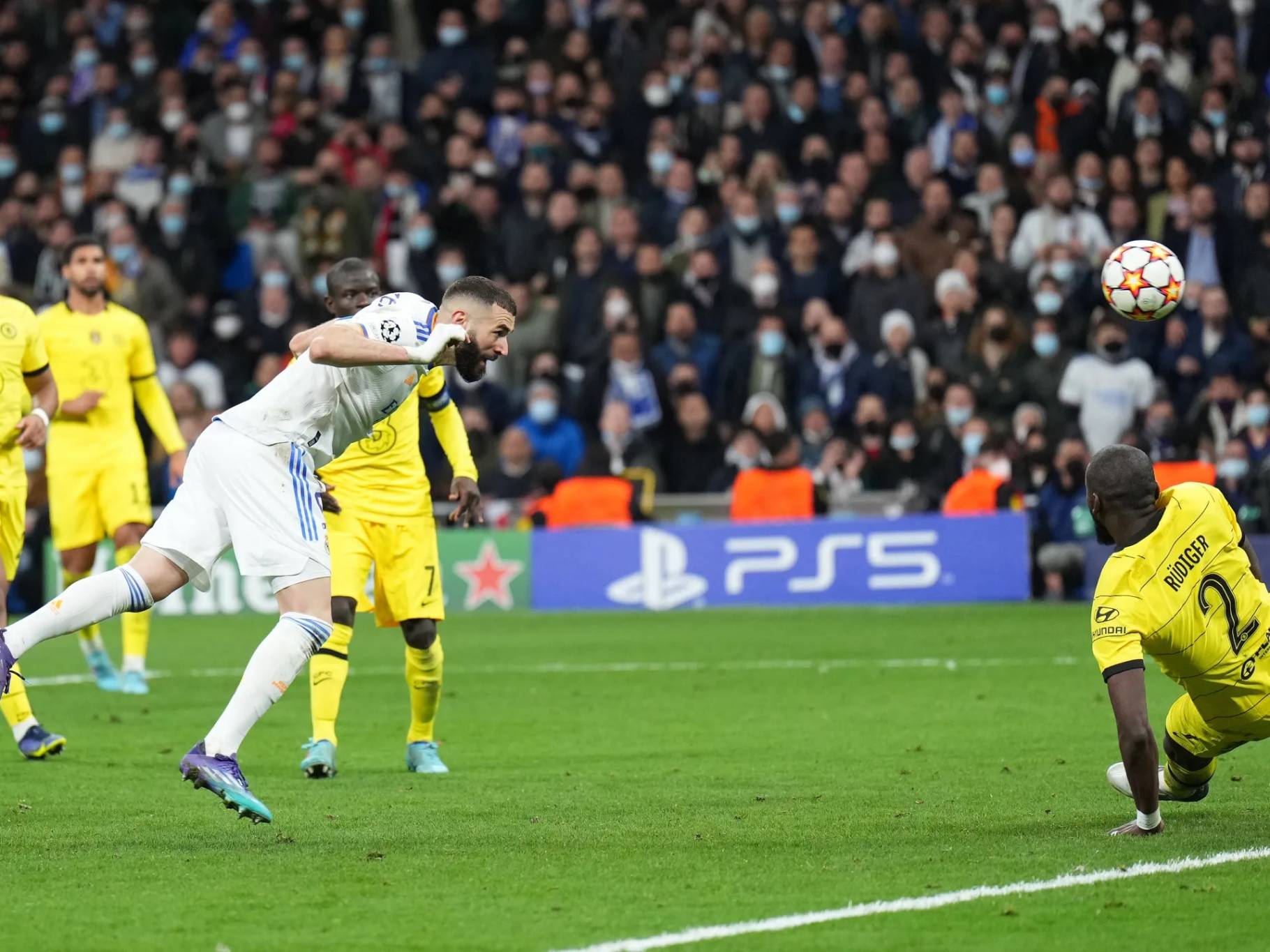 هزيمة تشلسي... وفرص ريال مدريد بالفوز بلقب الدوري؟!