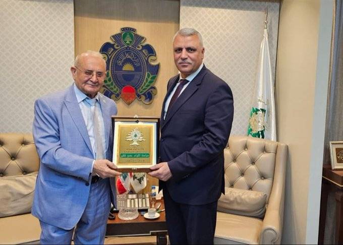 الاتحاد الوطني للفلاحين يكرّم شقير تقديرًا لإعادة فتح معبر المصنع