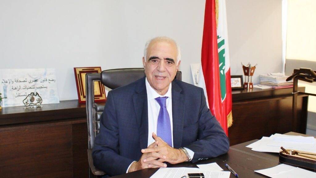القصيفي يتابع محاصرة صحافيين في الطيري