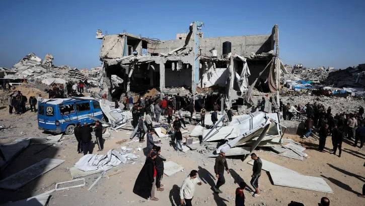 استشهاد ضابطين فلسطينيين بقصف اسرائيلي على مركز شرطة في غزة