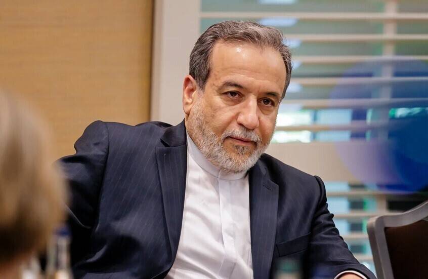عراقجي ينقل مطالب إيران وتحفظاتها في مفاوضات باكستان
