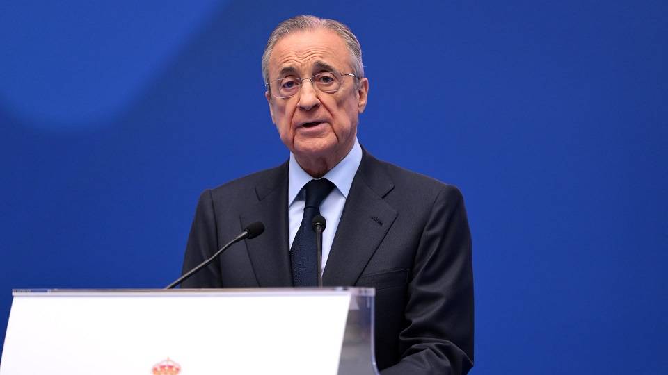 بيريز يبحث عن مدرب مرن لقيادة ريال مدريد