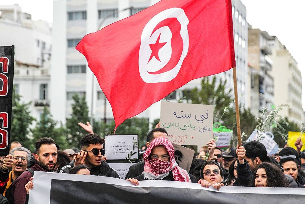 السلطات التونسية تعلّق نشاط "رابطة حقوق الإنسان" لمدة شهر