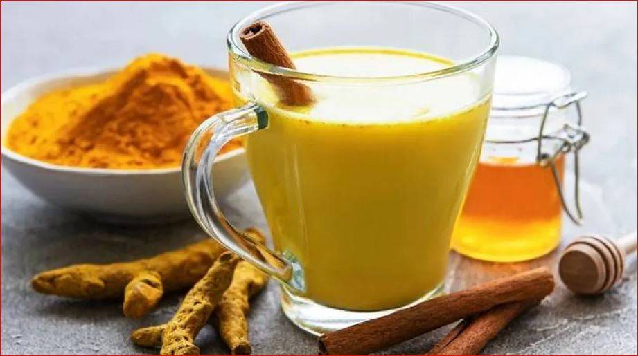 ماء الكركم.. مشروب طبيعي داعم للصحة