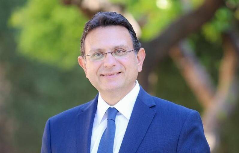 فريد الخازن: أدعو لإجتماع مسيحي عاجل وفوري!