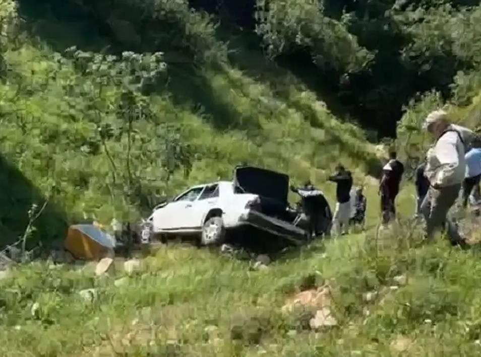 مقتل شاب بعد انزلاق سيارته في بلدة حيلان