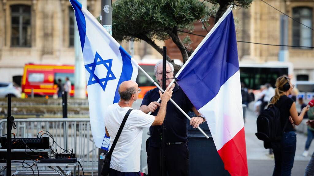 بعد الاعتداء على راهبة فرنسية في القدس… هل تصعّد باريس ضد تل أبيب؟