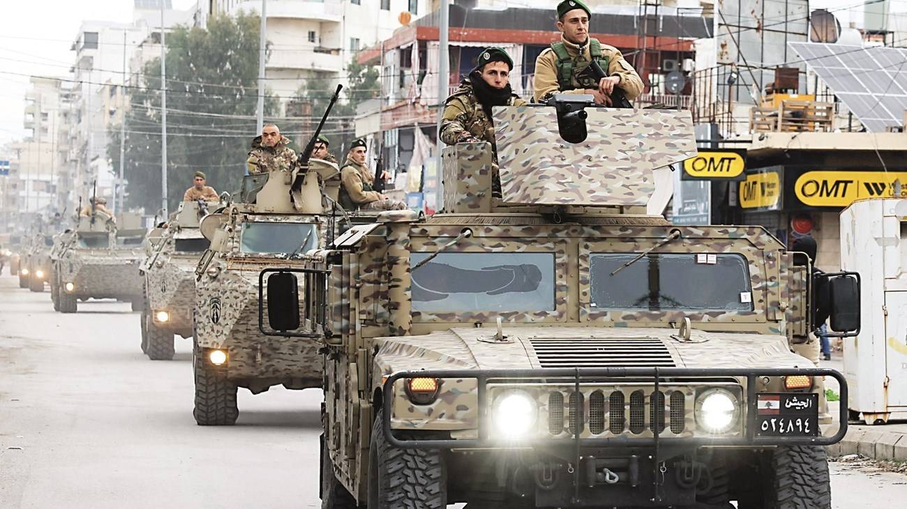 من صيدا إلى بعلبك..مداهمات للجيش وتوقيفات وضبط أسلحة