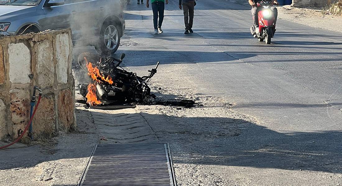 استهداف دراجتين ناريتين في جويا وحاريص