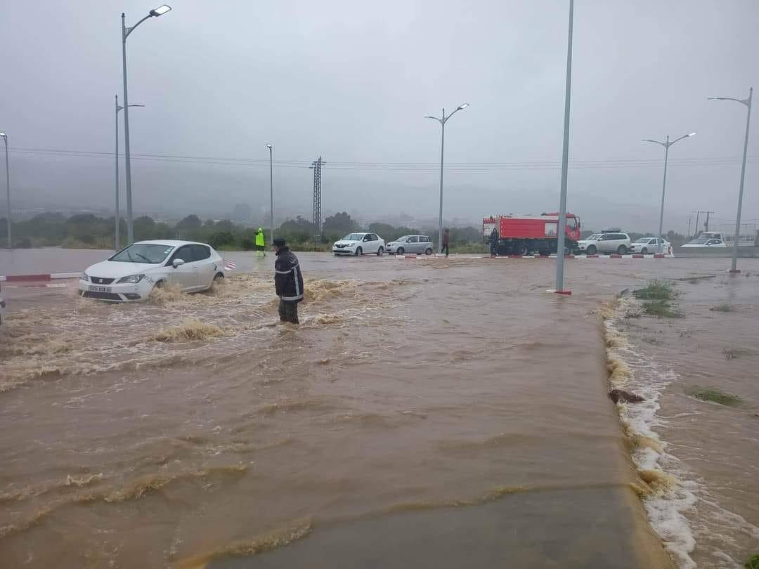 سيول مدمرة تضرب الجزائر… ضحايا وخسائر واسعة