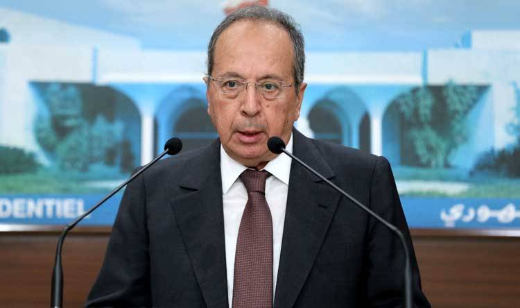 "الثغرة الأخطر".. السيد يعلق على سجال بري وعون!