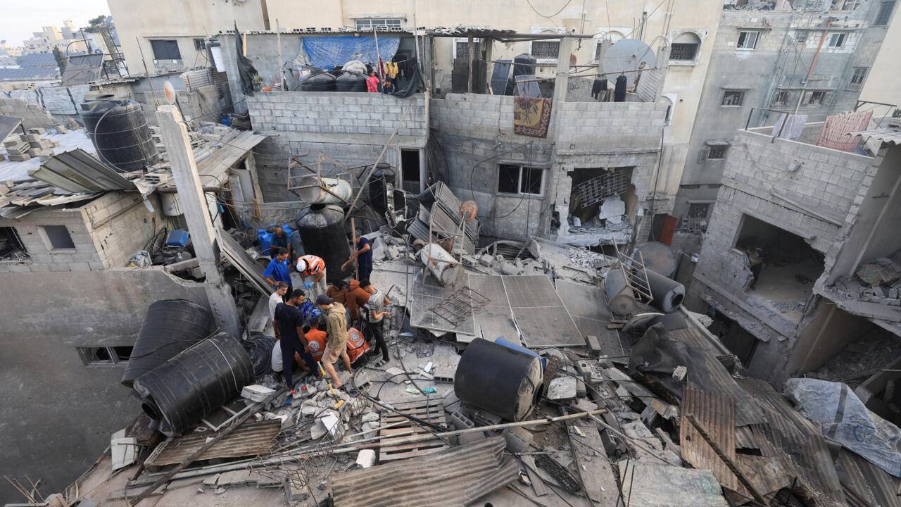 استشهاد فلسطينيين وإصابة آخرين في غارات إسرائيلية على غزة