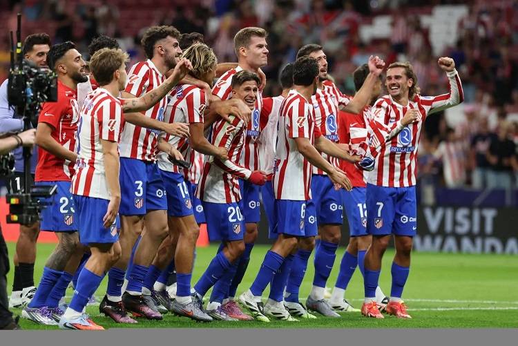 قرار مفاجئ من أتلتيكو مدريد قبل موقعة أرسنال