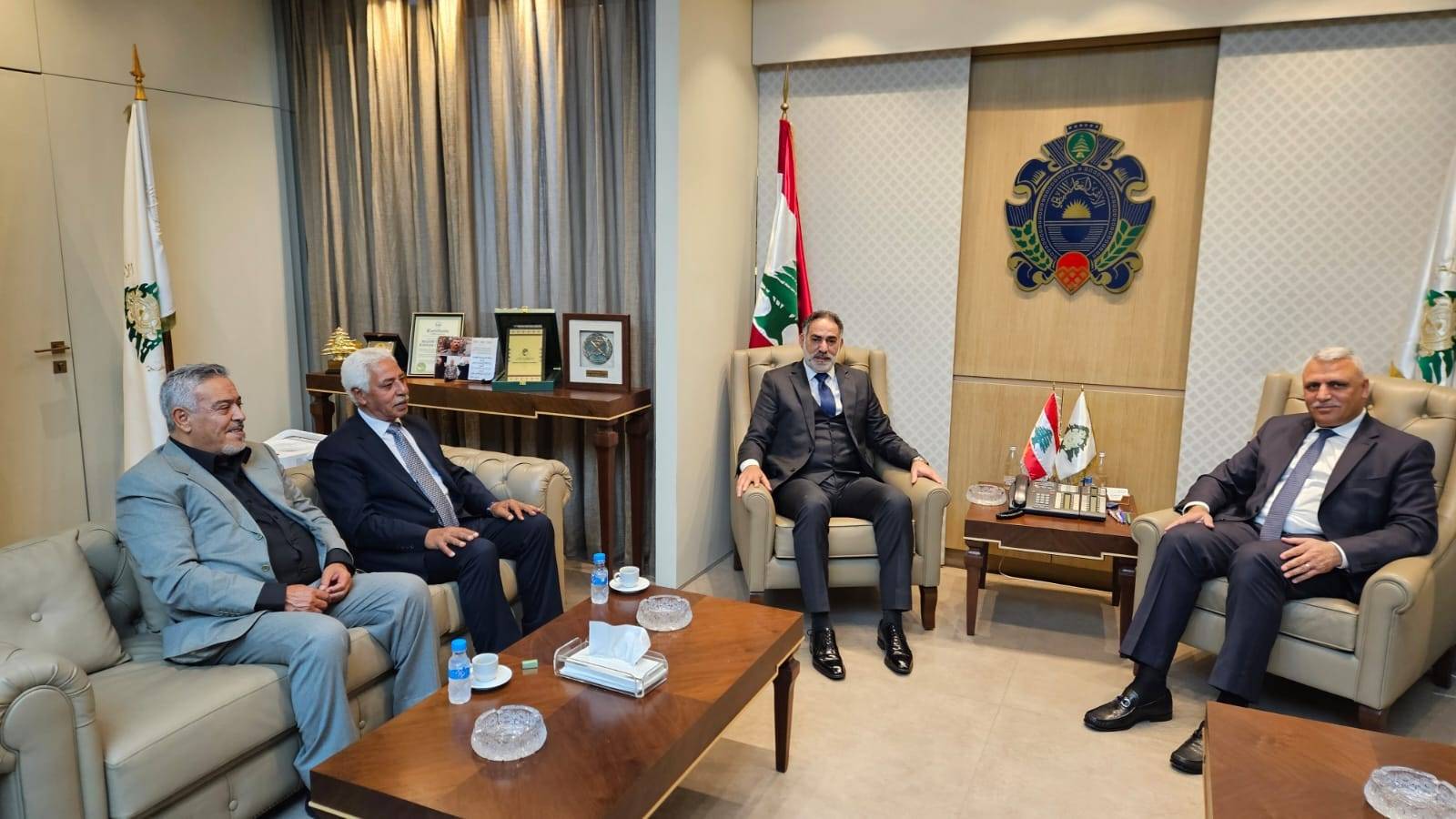 عرض للأوضاع بين شقير ووفد من العشائر العربية
