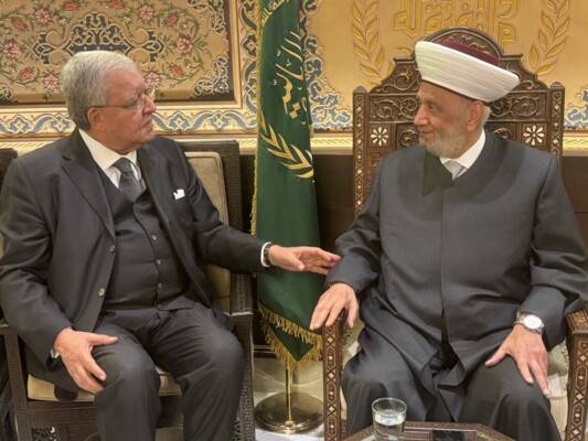 المشنوق من دار الفتوى: نؤكد على أهمية دور المفتي دريان في هذه المرحلة