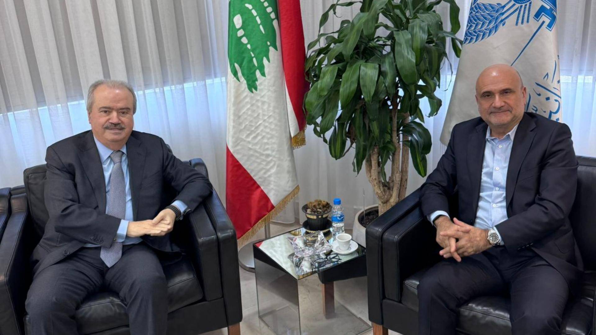 جابر يبحث الأوضاع المالية مع أبي رميا