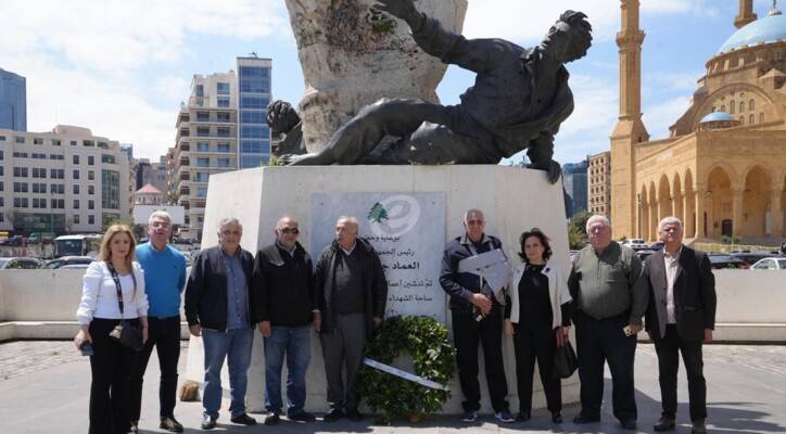 في ذكرى شهداء الصحافة...إكليل من الغار على قاعدة تمثال الشهداء
