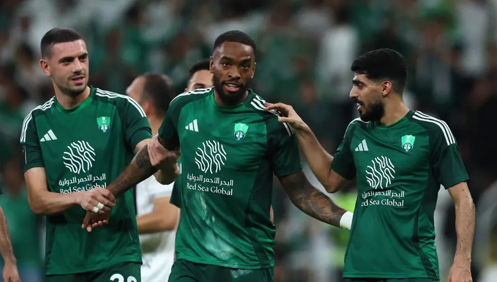 الأهلي السعودي مهدد بفقدان كيسيه.. اللاعب يحسم مستقبله !