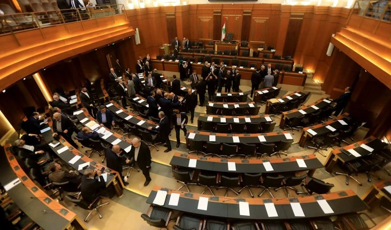 خلافات على ٢٠ بالمئة من التعديلات..هل يبصر قانون العفو العام النور الاثنين؟