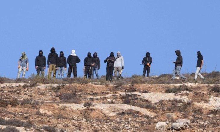 إصابة فلسطيني بجروح خطيرة في هجوم للمستوطنين قرب أريحا