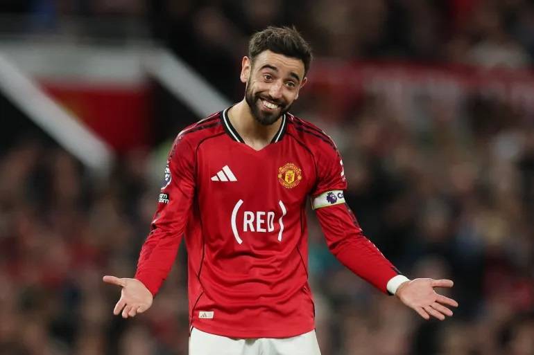 برونو فرنانديز أفضل لاعب في انكلترا