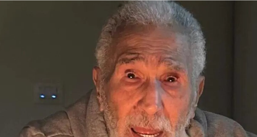 بعد وفاة والده.. نجل فنان مشهور: ارحمونا من هذا الكذب