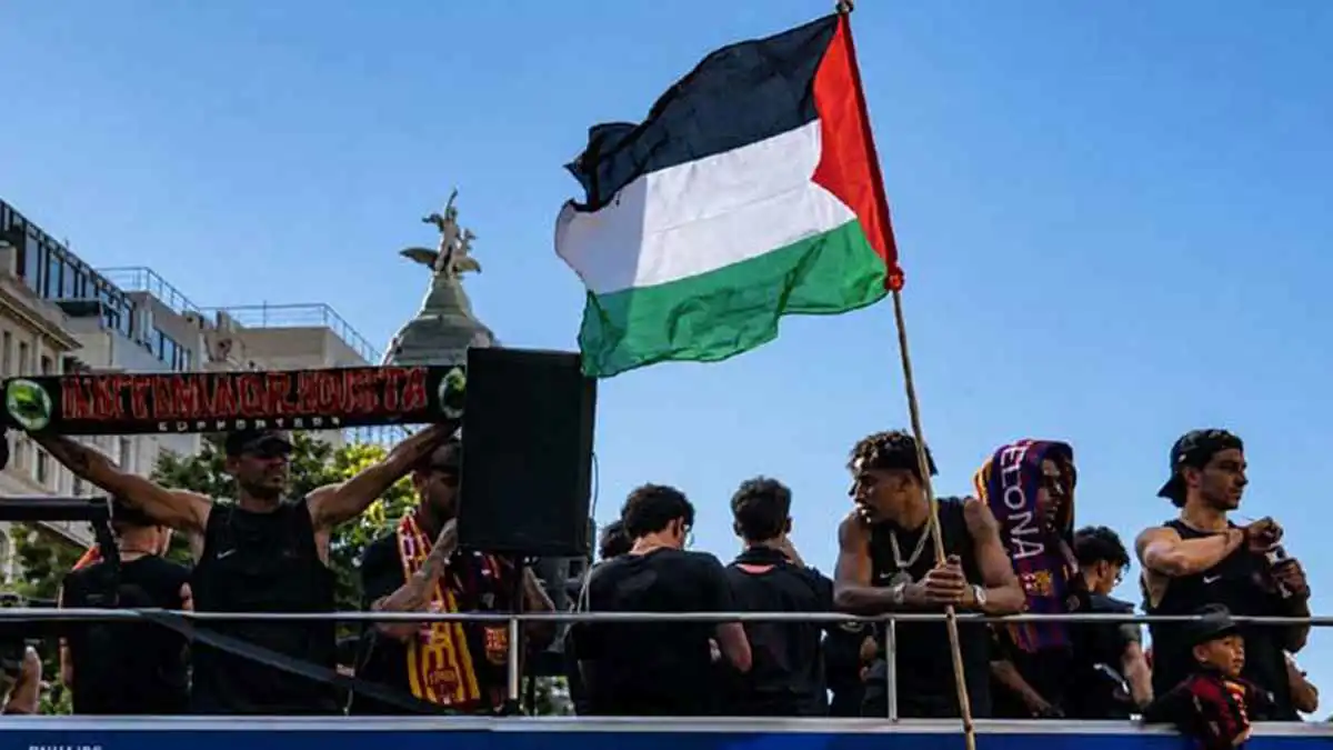 كيف وصل العلم الفلسطيني إلى يامال؟
