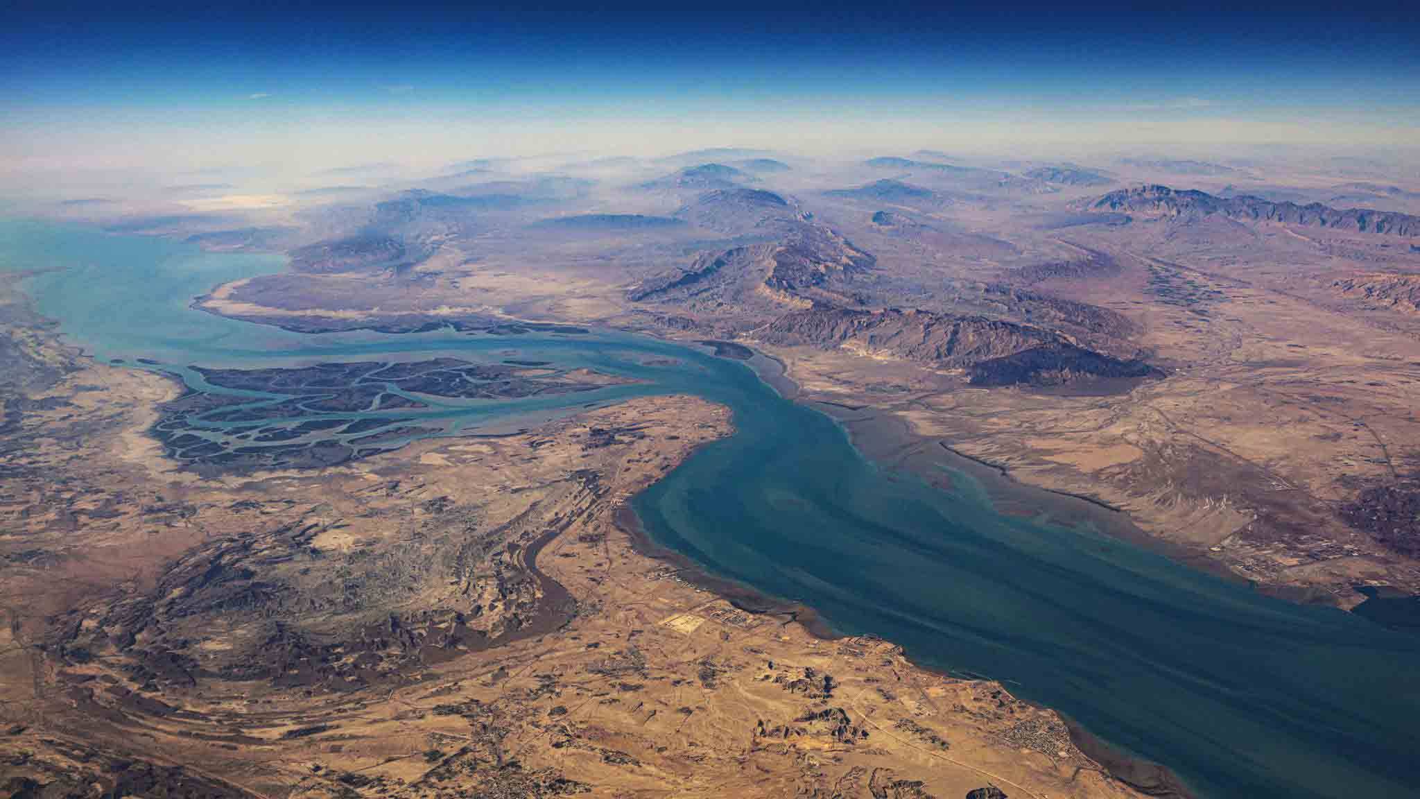 إيطاليا في أزمة هرمز: الدبلوماسية المهام البحرية والأمن الغذائي