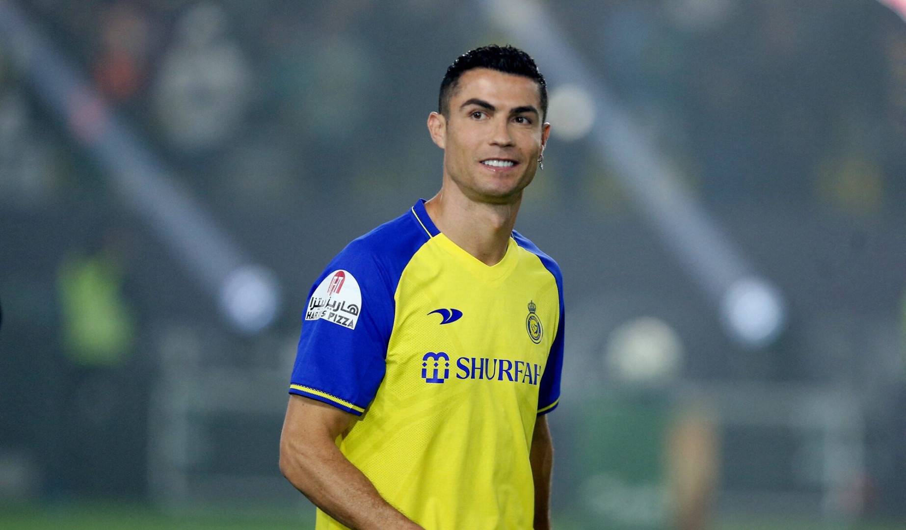 هل يستعد رونالدو لمغادرة النصر؟
