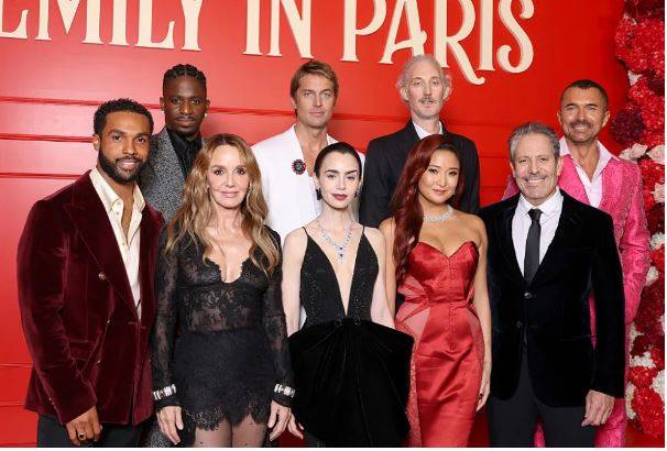 بعد نجاح عالمي.. Netflix تعلن رسمياً نهاية مسلسل Emily in Paris