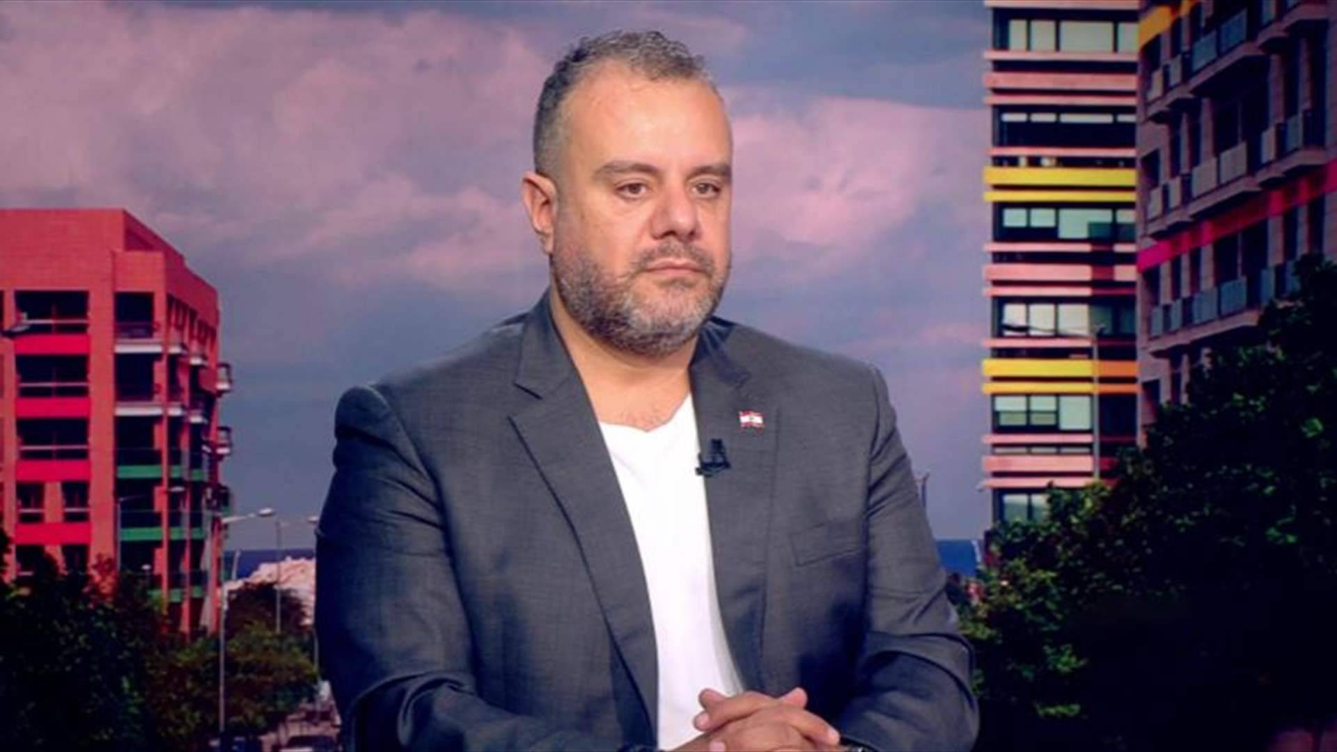 عبد المسيح يلوّح بـ"الاستيراد المؤقت" كإنذار لشركات الترابة