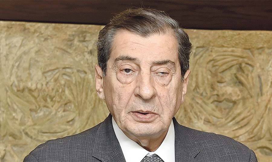 الفرزلي لـ