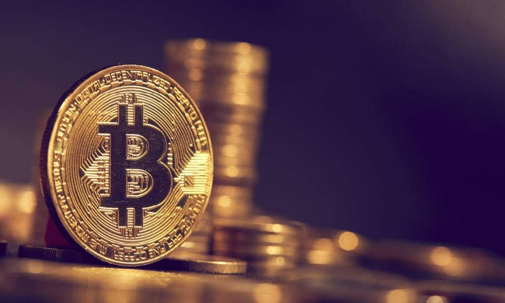 تدفقات خارجة بمليارات الدولارات تهز صناديق البيتكوين الأميركية