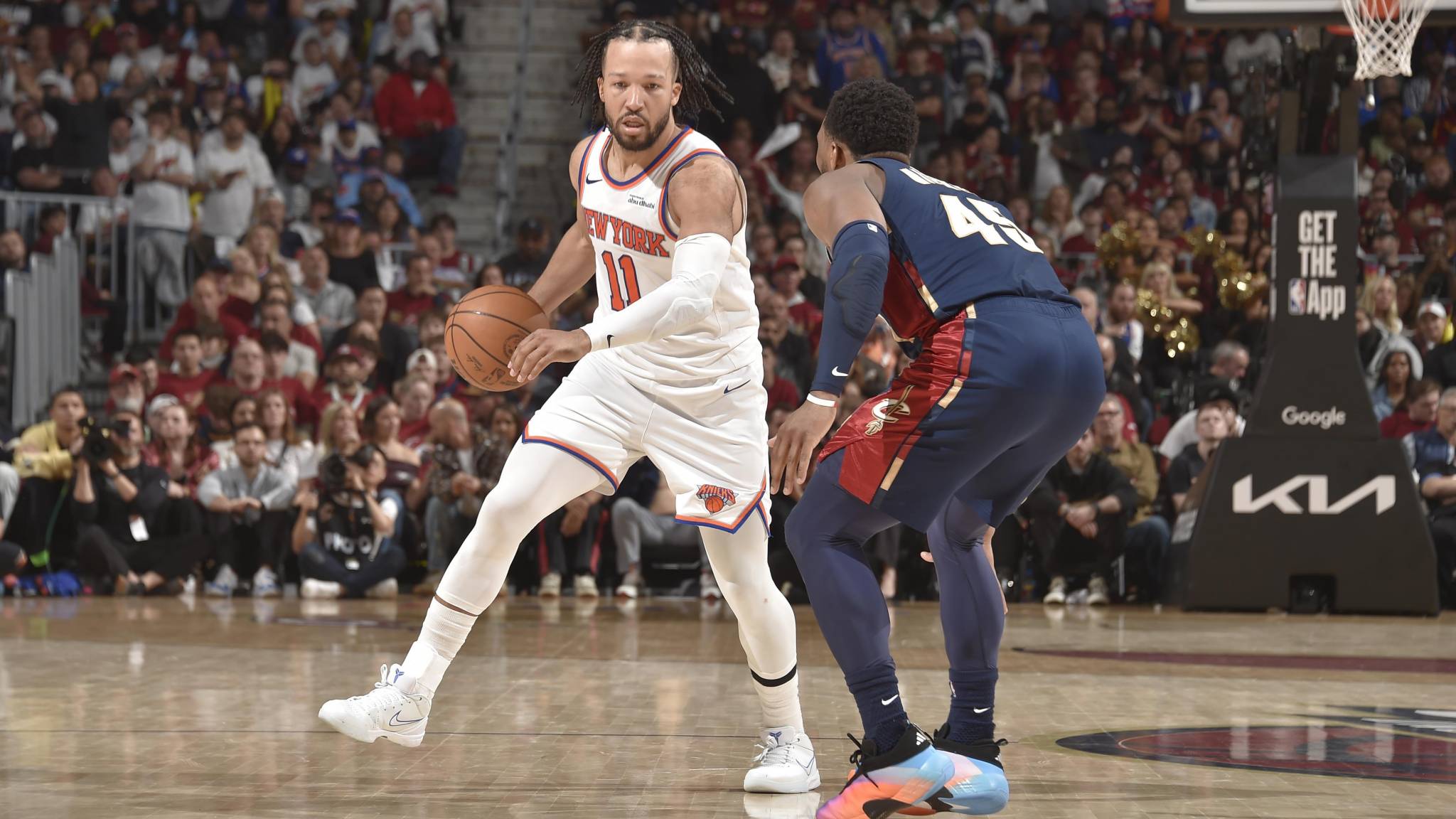 النيكس يقترب من نهائي الـNBA بعد اكتساح كافاليرز