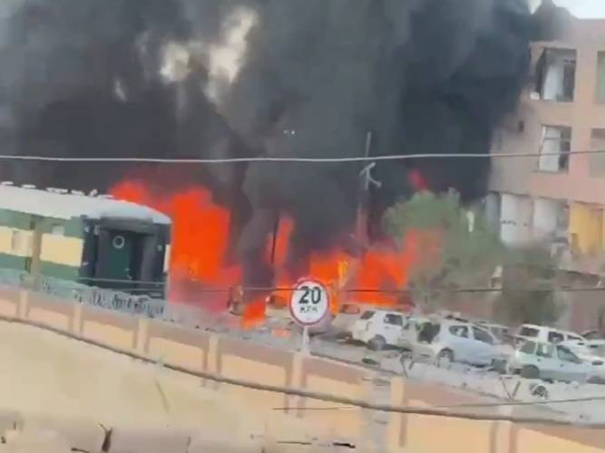 24 قتيلاً بتفجير استهدف قطاراً عسكرياً في بلوشستان الباكستانية