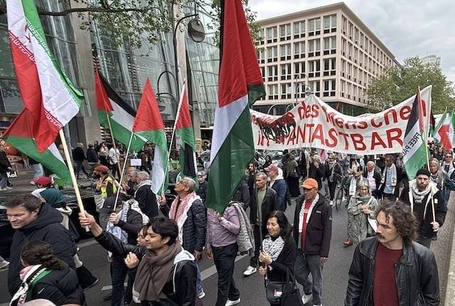 "الحرية لفلسطين".. مظاهرة طلابية في برلين تدعو لمقاطعة أكاديمية لـ"إسرائيل"