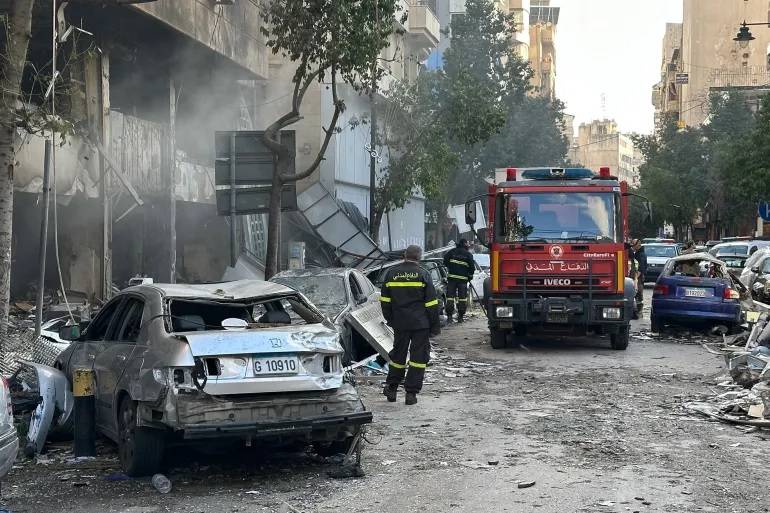 الدفاع المدني ينفذ عمليات إخلاء في الجنوب