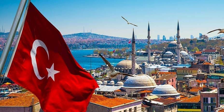 أزمة داخل المعارضة التركية.. وأوغلو يدعو لمؤتمر حزبي عاجل