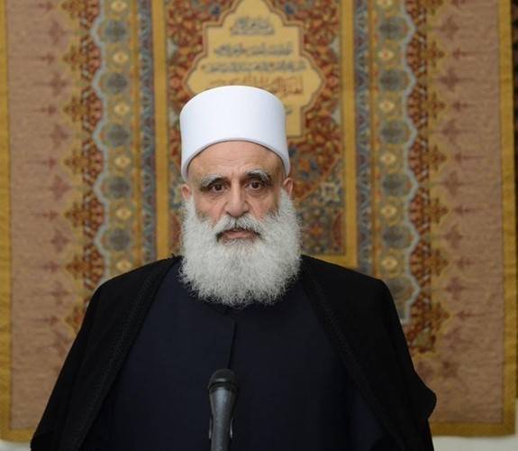 شيخ العقل يتلقى تهاني العيد من رؤساء ومسؤولين وشخصيات سياسية
