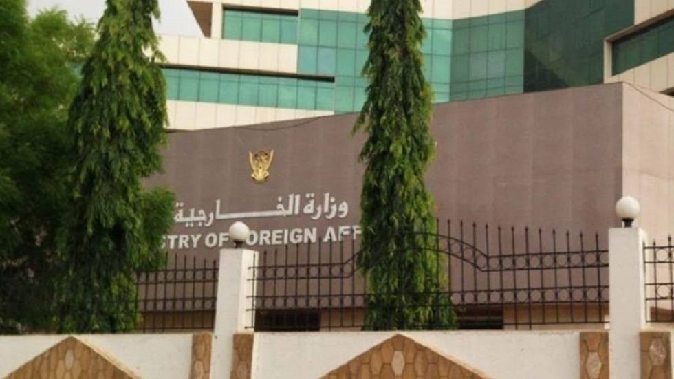 الخارجية السودانية تتهم "الدعم السريع" بمواصلة الانتهاكات ضد المدنيين