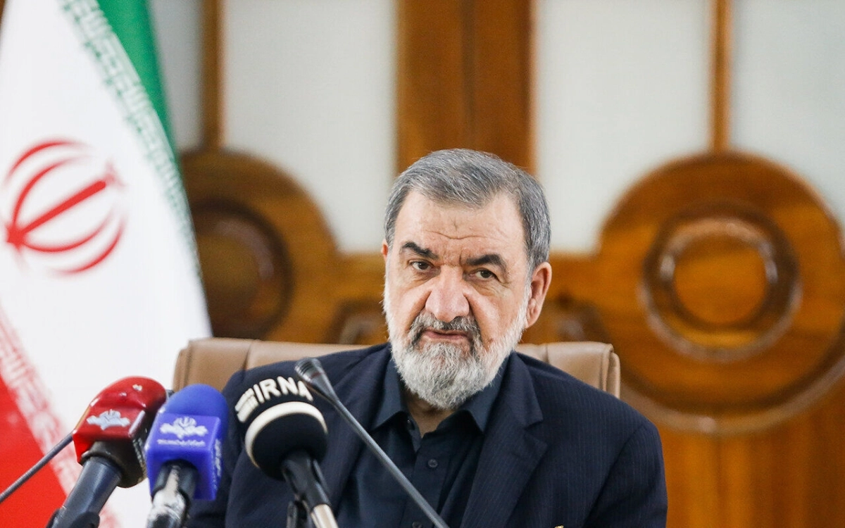 رضائي: ترامب يخون الدبلوماسية للمرة الثالثة