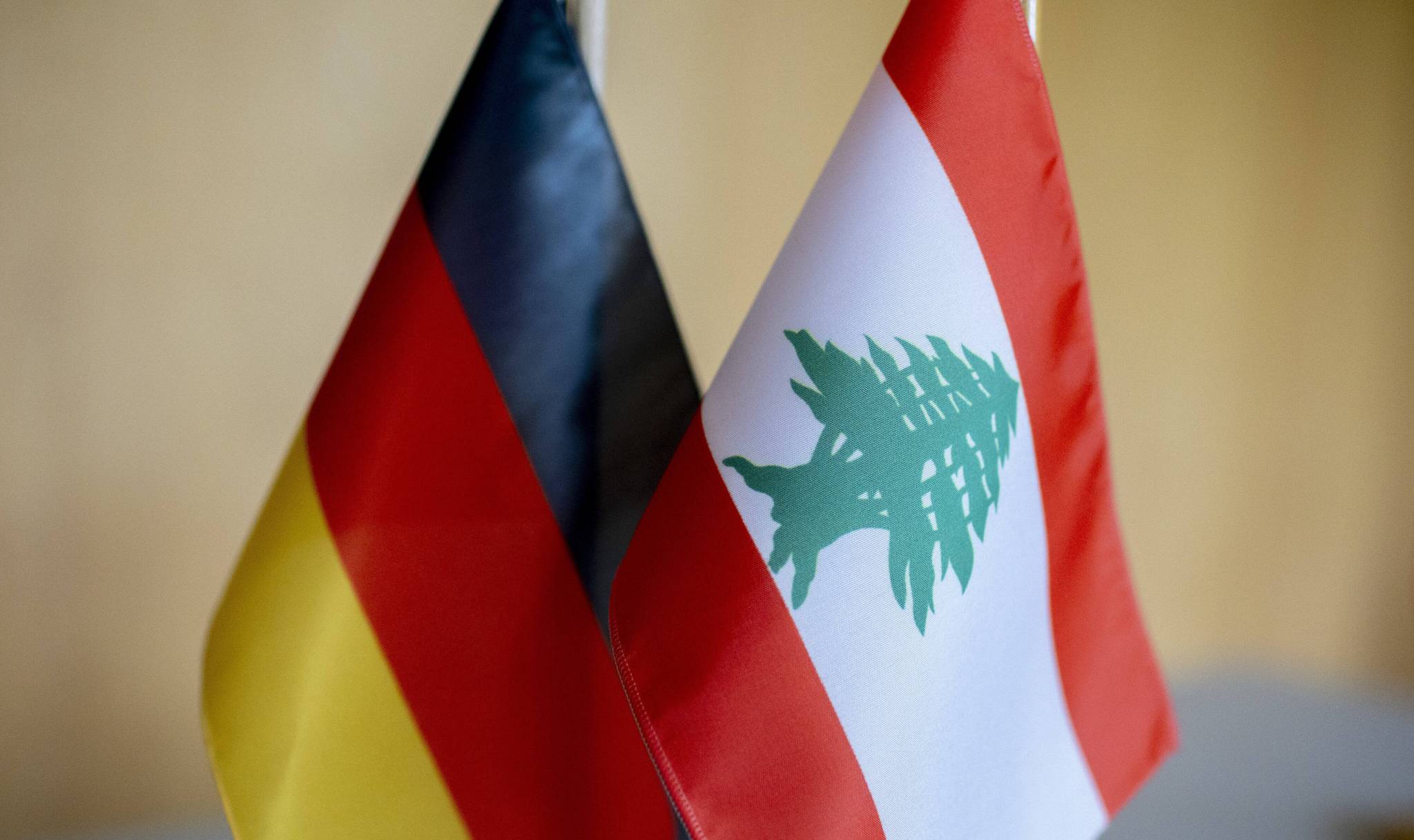 المانيا تحذر "اسرائيل" وتدعو إلى تثبيت وقف النار في لبنان