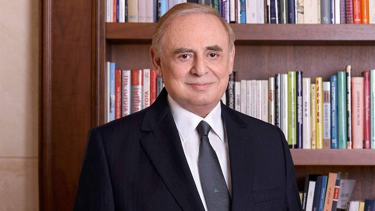 البستاني: لفتح باب استيراد الإسمنت فوراً
